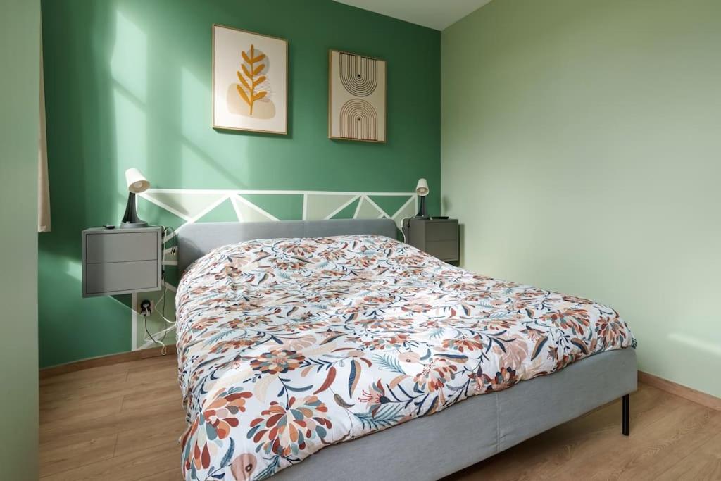 Appartement Lumineux Avec Cour Шомон Экстерьер фото