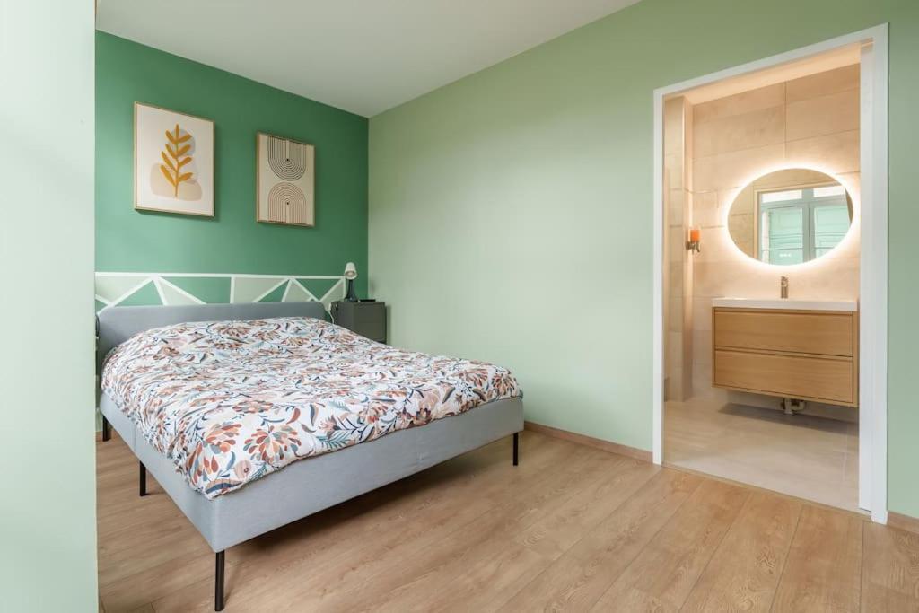 Appartement Lumineux Avec Cour Шомон Экстерьер фото