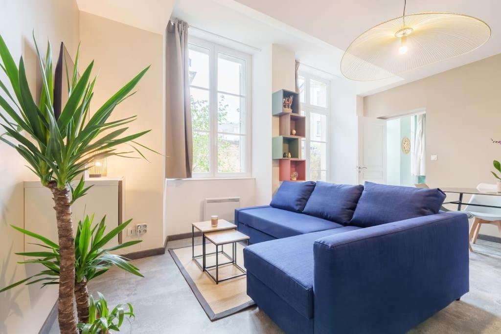 Appartement Lumineux Avec Cour Шомон Экстерьер фото